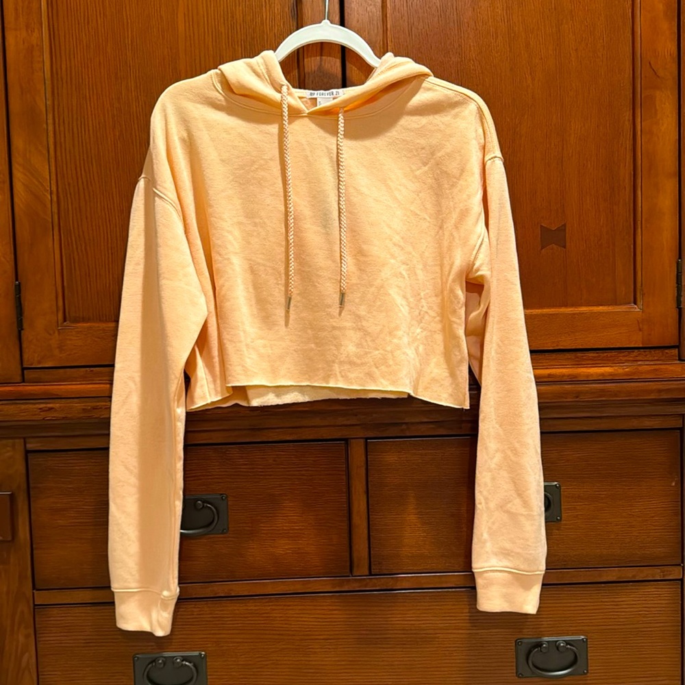 NEW Forever 21 crop hoodie (light peach color) Medium